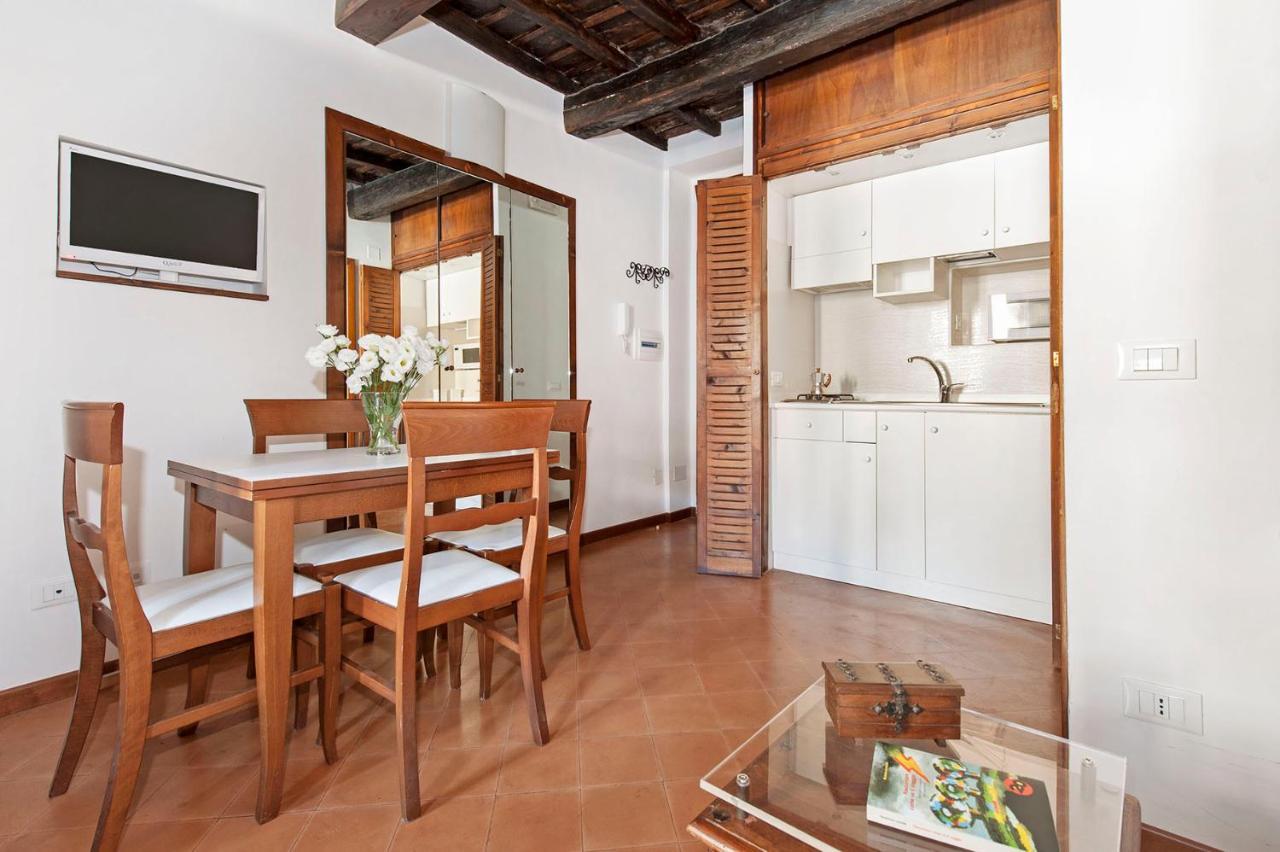 Lovely Apartment Trastevere Center Ρώμη Εξωτερικό φωτογραφία